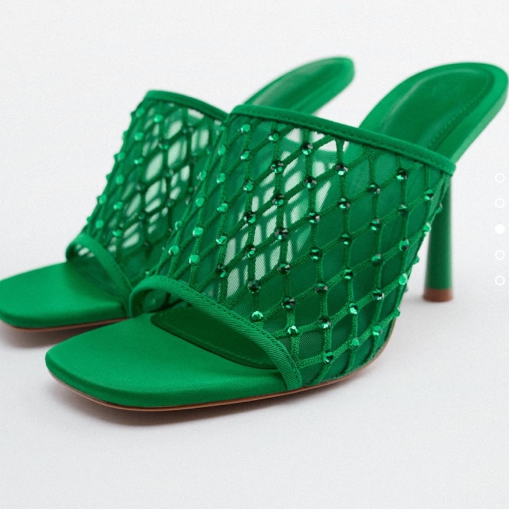 Green Zara heels size 39 new